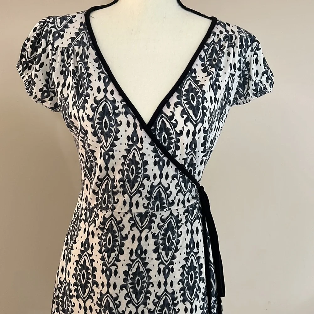 💙🦋🐟Pretty Blue Tie Around Women’s Dress - Picture 3 of 7